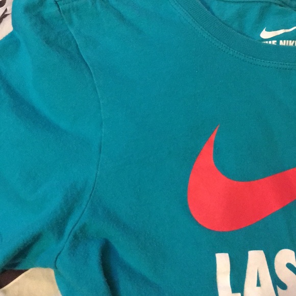 Nike LAS VEGAS Tee - Picture 4 of 4